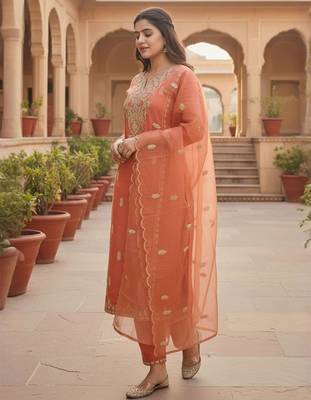 Floral Embroidered Thread Work Straight Kurta With Trousers & Dupatta 3