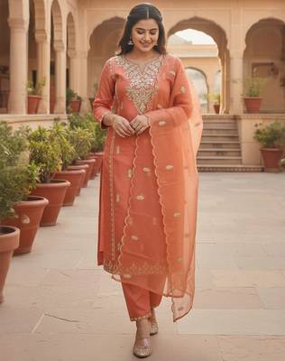 Floral Embroidered Thread Work Straight Kurta With Trousers & Dupatta 5