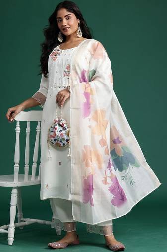 Plus Size Embroidered Regular Mirror Work Kurta with Trousers & With Dupatta