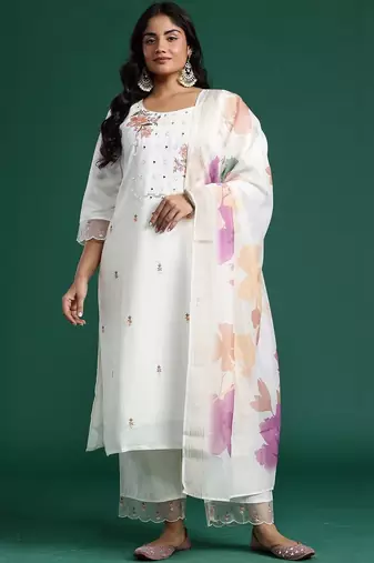 Plus Size Embroidered Regular Mirror Work Kurta with Trousers & With Dupatta