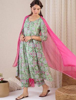 Women Floral Printed Regular Pure Cotton Kurta with Trousers & With Dupatta 1