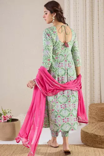 Women Floral Printed Regular Pure Cotton Kurta with Trousers & With Dupatta