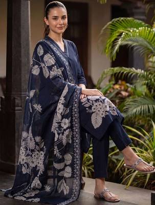 Women Floral Printed Regular Pure Cotton Kurta with Trousers & With Dupatta 4