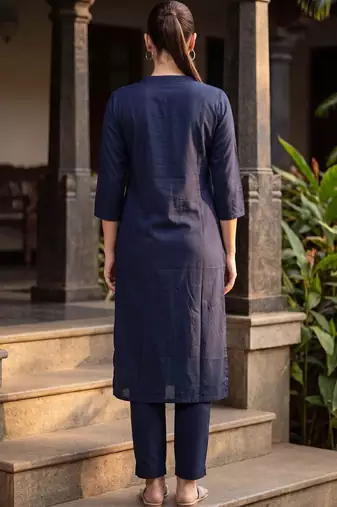 Women Floral Printed Regular Pure Cotton Kurta with Trousers & With Dupatta