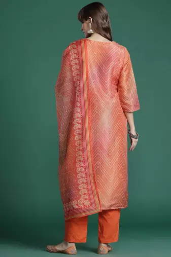 Ethnic Motifs Kurta with Trousers & Dupatta
