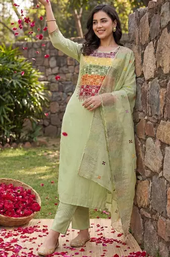 Women Ethnic Motifs Embroidered Regular Mirror Work Kurta with Trousers & With Dupatta