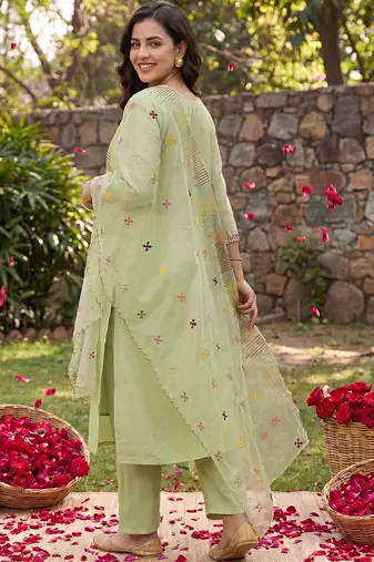 Women Ethnic Motifs Embroidered Regular Mirror Work Kurta with Trousers & With Dupatta