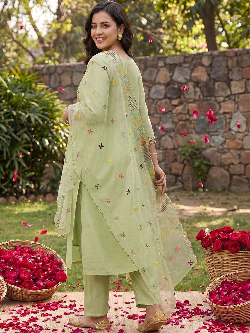 Women Ethnic Motifs Embroidered Regular Mirror Work Kurta with Trousers & With Dupatta