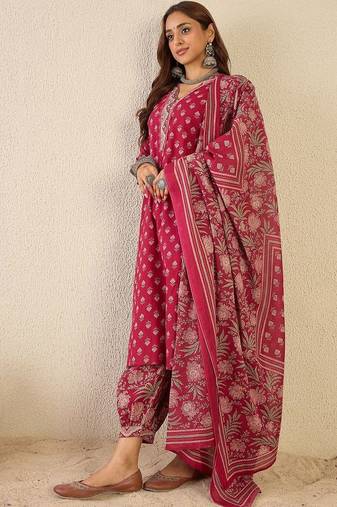 Women Ethnic Motifs Printed Regular Beads and Stones Pure Cotton Kurta with Patiala & With Dupatta