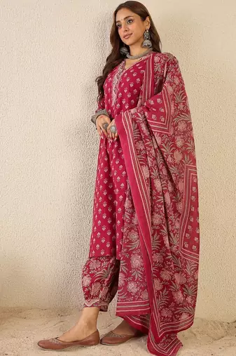 Women Ethnic Motifs Printed Regular Beads and Stones Pure Cotton Kurta with Patiala & With Dupatta