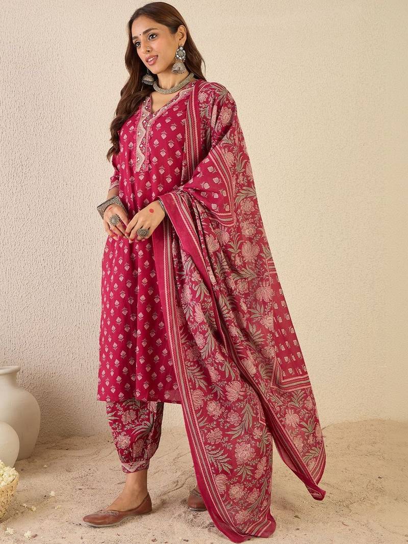 Women Ethnic Motifs Printed Regular Beads and Stones Pure Cotton Kurta with Patiala & With Dupatta