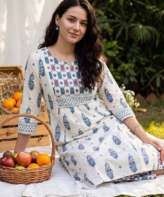Women Ethnic Motifs Printed Empire Pure Cotton Kurta with Trousers 2