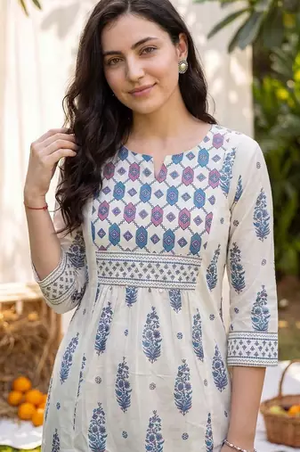 Women Ethnic Motifs Printed Empire Pure Cotton Kurta with Trousers