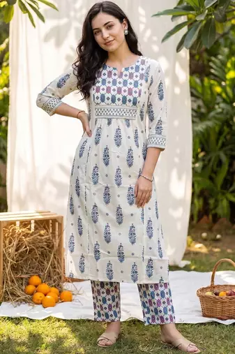 Women Ethnic Motifs Printed Empire Pure Cotton Kurta with Trousers