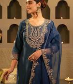 Women Embroidered Regular Kurta with Trousers & Dupatta