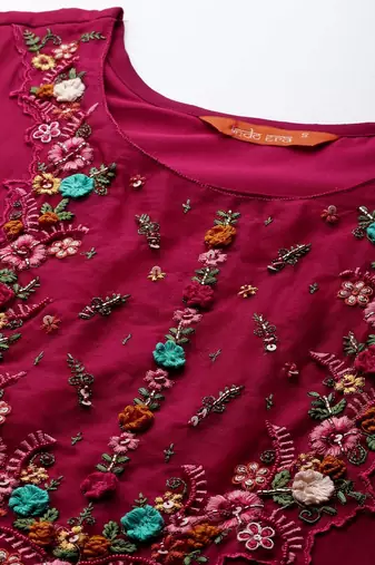 Floral Embroidered Regular Thread Work Kurta with Trousers & Dupatta