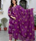 Women Floral Printed Regular Thread Work Pure Cotton Kurta with Trousers & With Dupatta