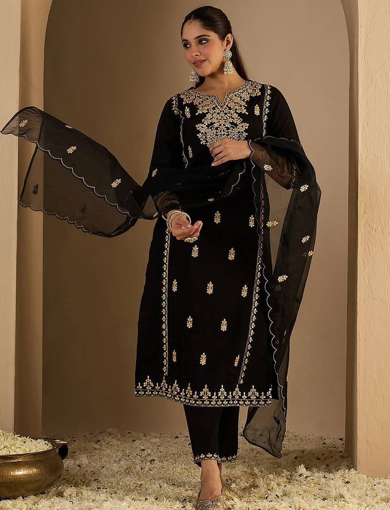 Women Ethnic Motifs Printed Kurta with Trousers & Dupatta