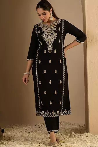 Women Ethnic Motifs Printed Kurta with Trousers & Dupatta