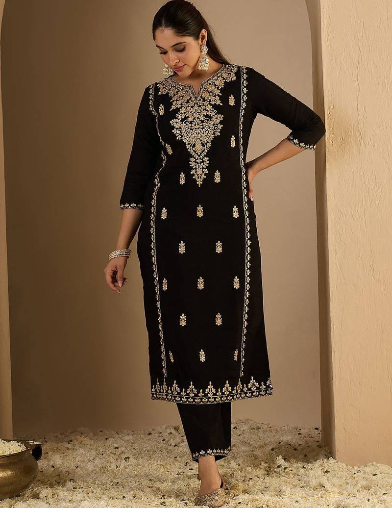 Women Ethnic Motifs Printed Kurta with Trousers & Dupatta