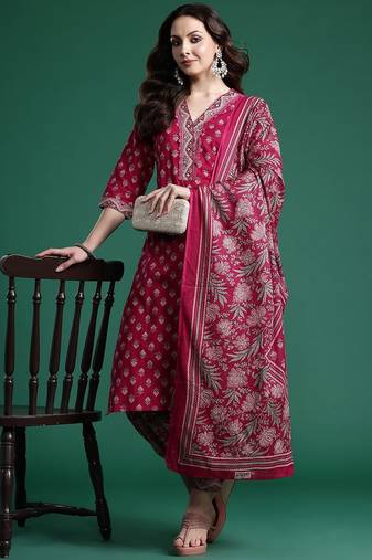 Women Floral Printed Regular  Cotton Kurta with Salwar & With Dupatta