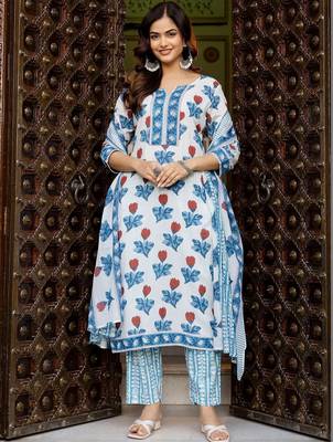 Women Floral Printed Regular Pure Cotton Kurta with Trousers & With Dupatta 5