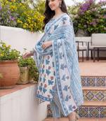 Women Floral Printed Regular Pure Cotton Kurta with Trousers & With Dupatta