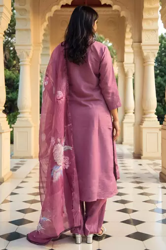 Floral Embroidered Thread Work Straight Kurta With Trousers & Dupatta