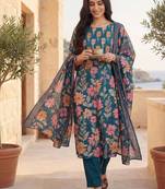 Women Floral Printed Regular Pure Cotton Kurta with Trousers & With Dupatta
