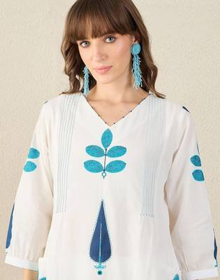 Floral Printed Panelled V-Neck Mirror Work A-Line Pure Cotton Kurta with Palazzos 2