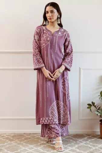 Women Printed Regular Beads and Stones Kurta with Trousers