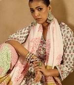 Women Floral Printed Regular Pure Cotton Kurta with Trousers & With Dupatta
