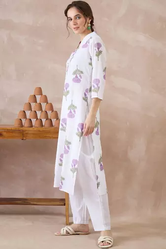 Women Floral Printed Regular Pure Cotton Kurta with Trousers