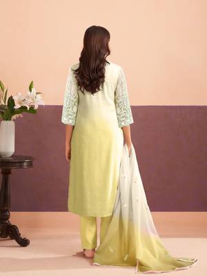 Floral Embroidered Sequinned Straight Organza Kurta With Trousers And Dupatta 4