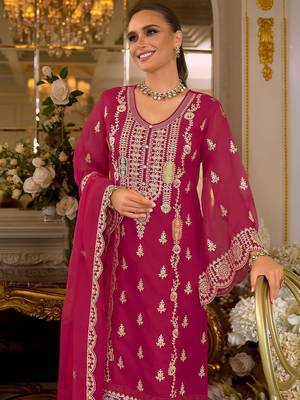 Ethnic Motifs Embroidered Zari Kurta with Trousers & Dupatta 1