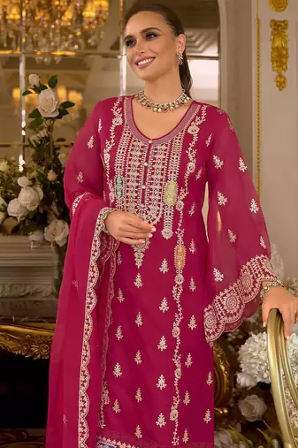 Ethnic Motifs Embroidered Zari Kurta with Trousers & Dupatta