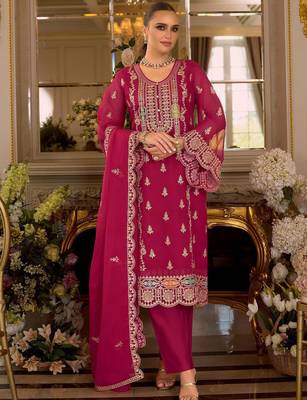 Ethnic Motifs Embroidered Zari Kurta with Trousers & Dupatta 6