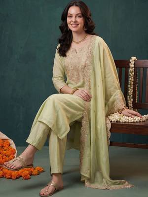 Women Ethnic Motifs Embroidered Regular Thread Work Kurta with Trousers & With Dupatta 4
