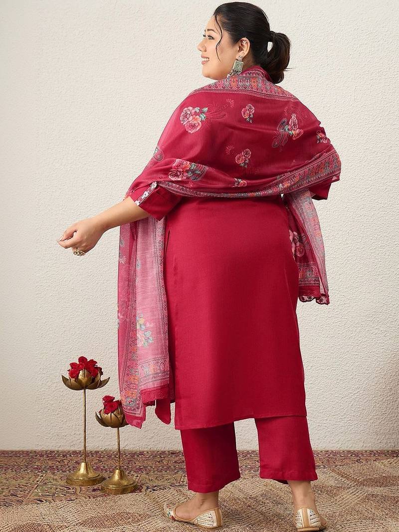 Plus Size Ethnic Motifs Regular Thread Work Kurta with Trousers & With Dupatta