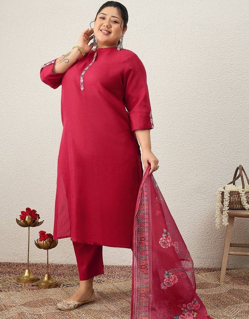 Plus Size Ethnic Motifs Regular Thread Work Kurta with Trousers & With Dupatta