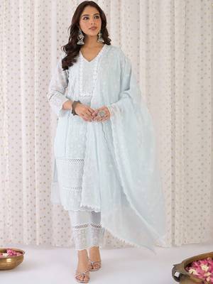 Women Ethnic Motifs Cotton Kurta with Trousers & Dupatta 1