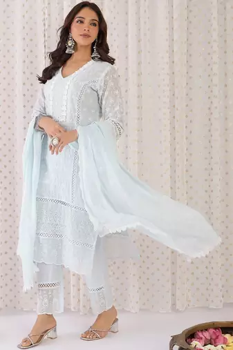 Women Ethnic Motifs Cotton Kurta with Trousers & Dupatta