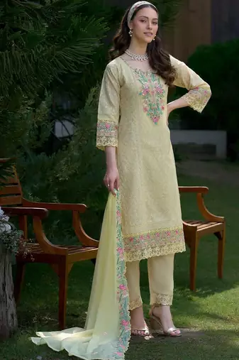Women Floral Embroidered Regular Mirror Work Pure Cotton Kurta with Trousers & With Dupatta