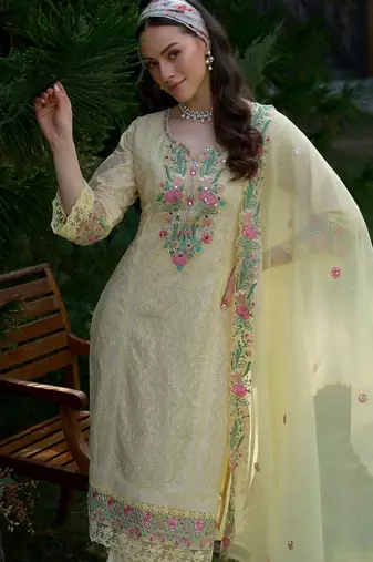 Women Floral Embroidered Regular Mirror Work Pure Cotton Kurta with Trousers & With Dupatta