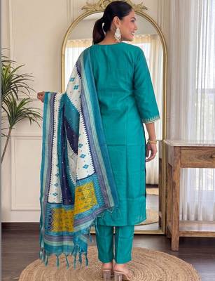 Women Ethnic Motifs Embroidered Regular Thread Work Kurta with Trousers & With Dupatta 5