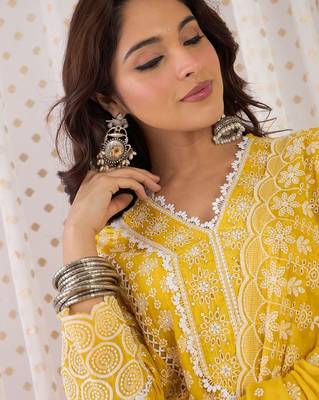 Women Ethnic Motifs Embroidered Cotton Kurta with Trousers & Dupatta 2