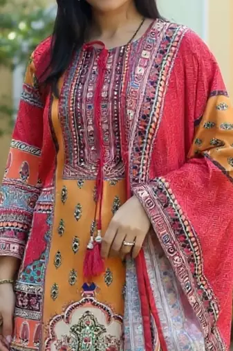 Women Ethnic Motifs Printed Kurta with Trousers & Dupatta