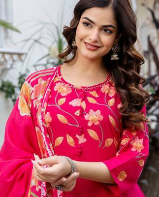 Women Floral Printed Regular Pure Cotton Kurta with Trousers & With Dupatta 2