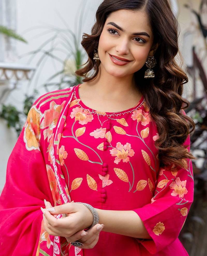 Women Floral Printed Regular Pure Cotton Kurta with Trousers & With Dupatta