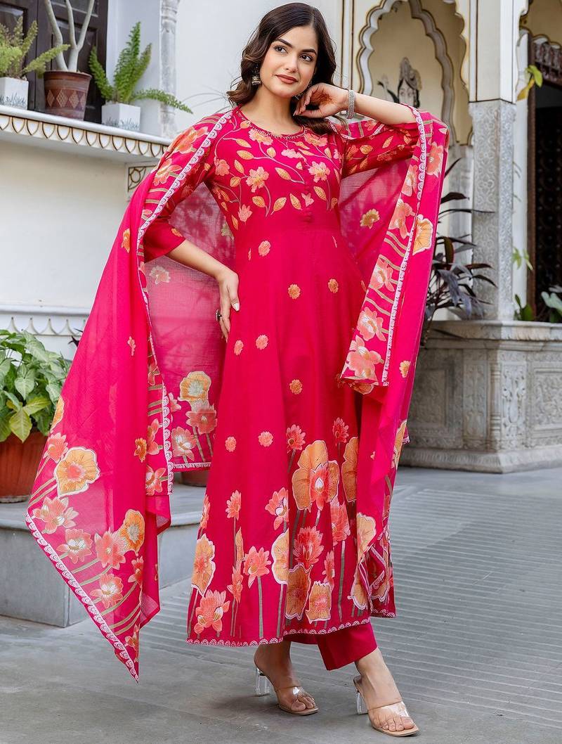 Women Floral Printed Regular Pure Cotton Kurta with Trousers & With Dupatta